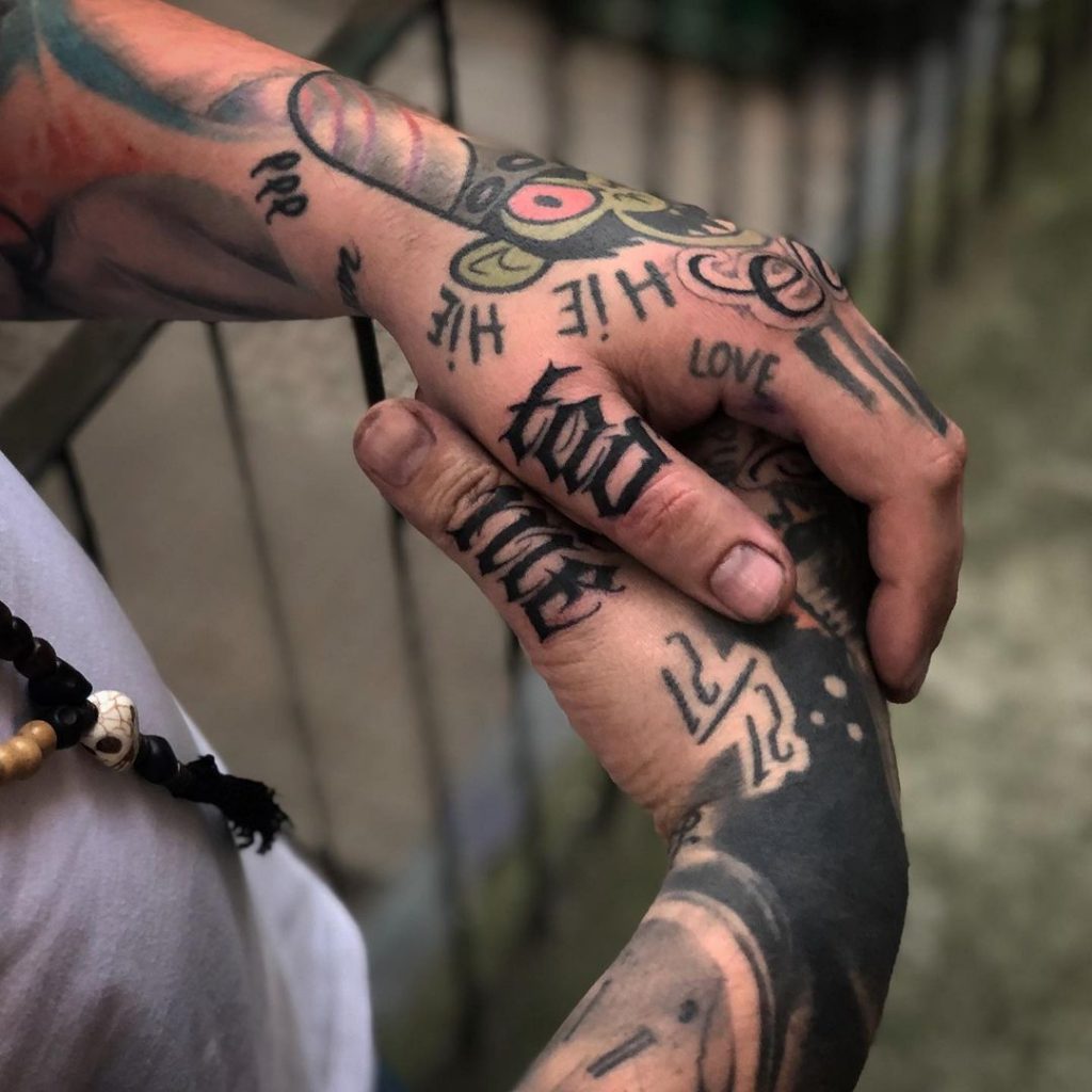 A small gap filler tattoo for thumbs