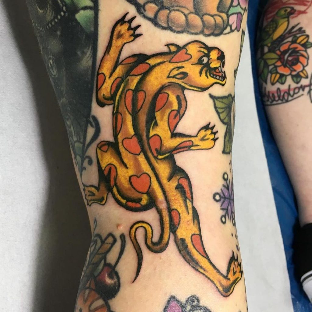 A tiger small filler gap tattoo